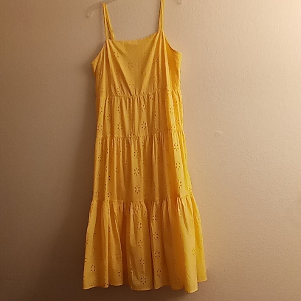 NEW CHAPS Eyelet Boho Hippie Beachy Cruise Size L Yellow Color CG
